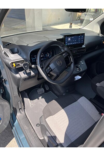 1_org_zoom-13472.jpg Toyota Proace City 2024 Premium Akıllı Oto Paspas - Görsel 1