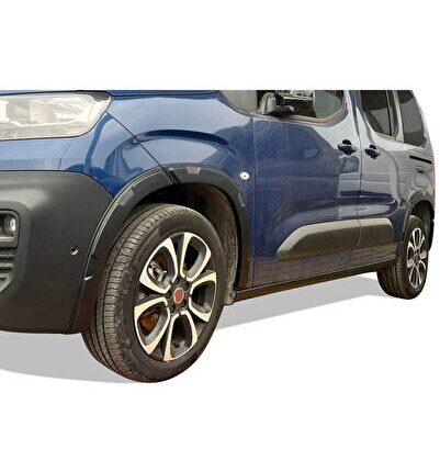 Toyota Proace City Çamurluk Dodik Set 8 Parça ABS 2019 ve Sonrası