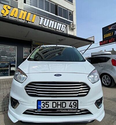 Ford Tourneo Courier Makyajlı Servis Model Ön Ek ve Ford Tourneo Courier Yan Marşpiyel Seti